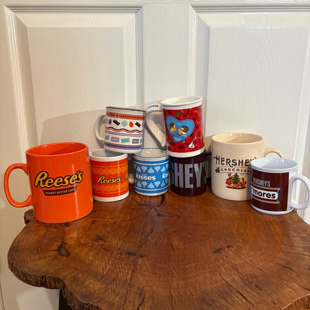Vintage Hersheys Mug Lot